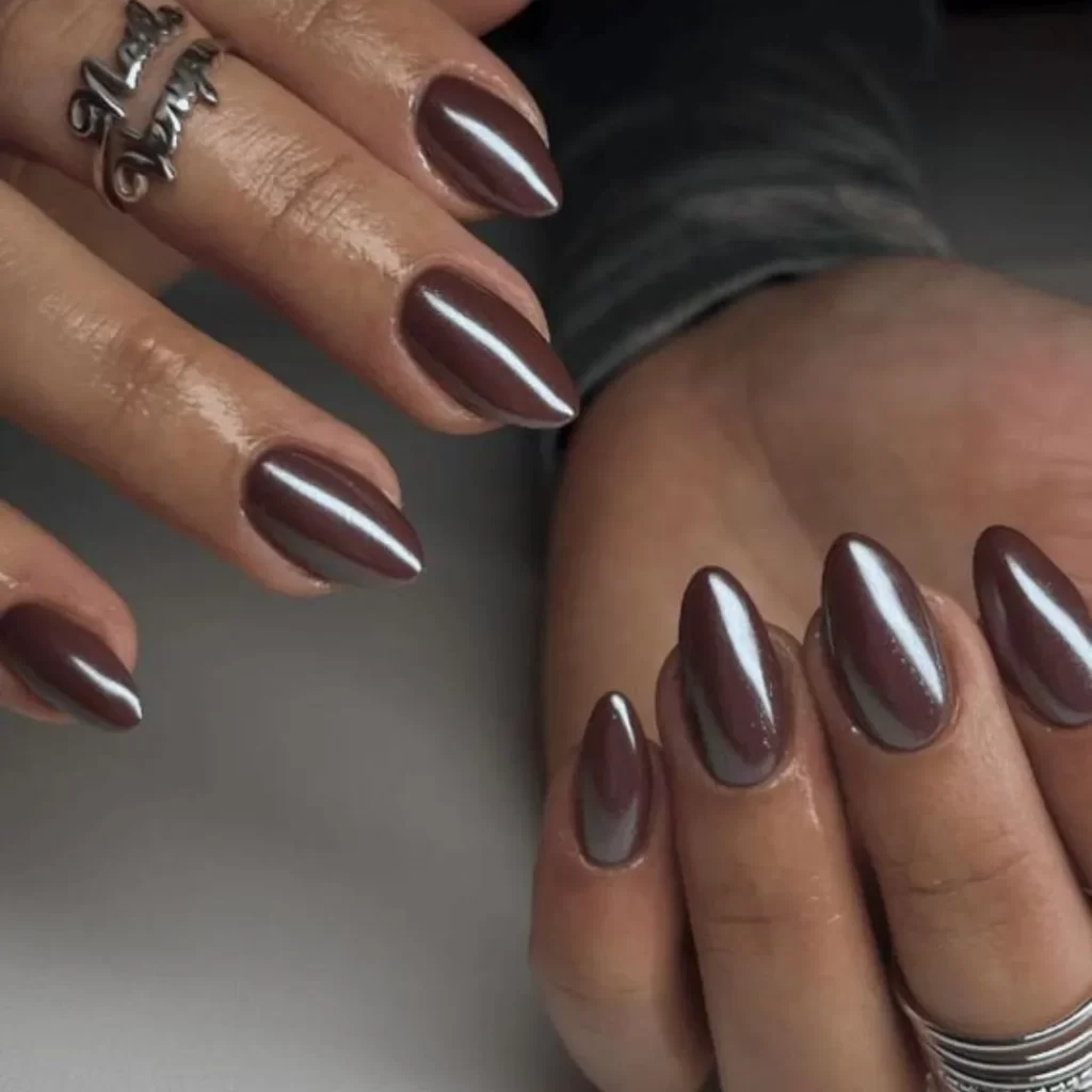 brown-chrome-nails