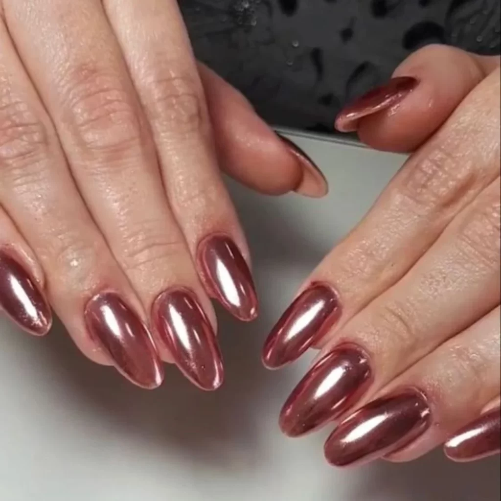 rose-gold-chrome-nails