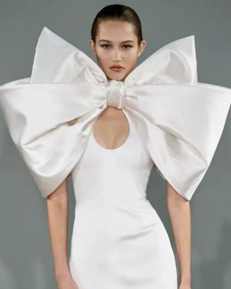 put-a-bow-on-it-london-fashion-week-2023