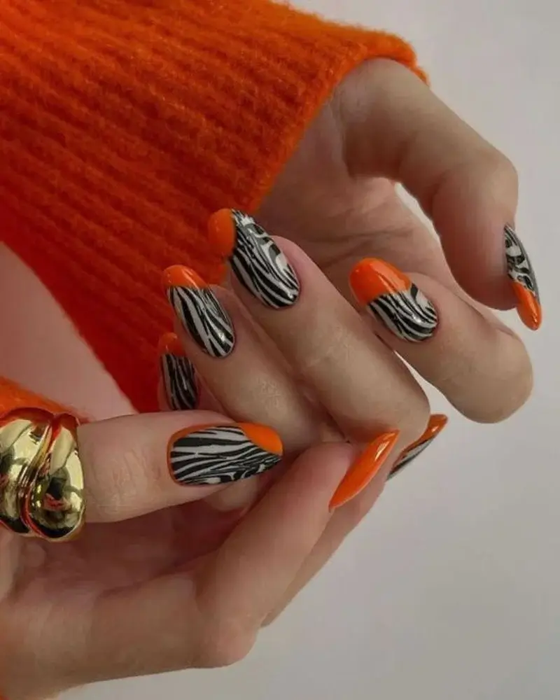 abstract-nail-art-animal-prints