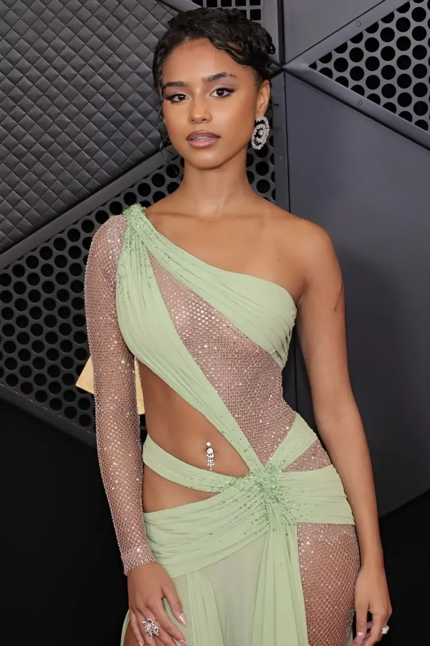 grammys-2024-red-carpet-tyla