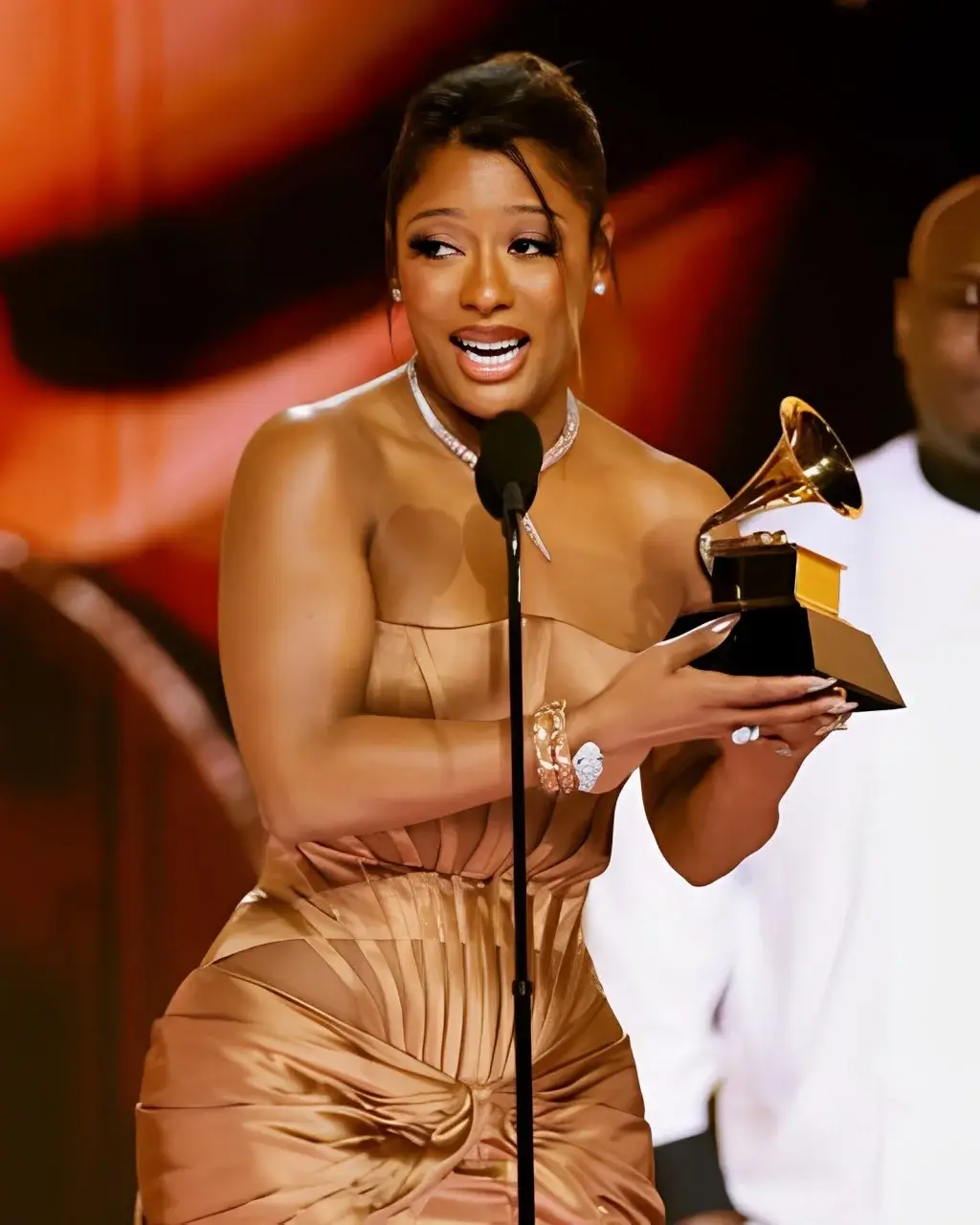 grammys-2024-victoria-monét