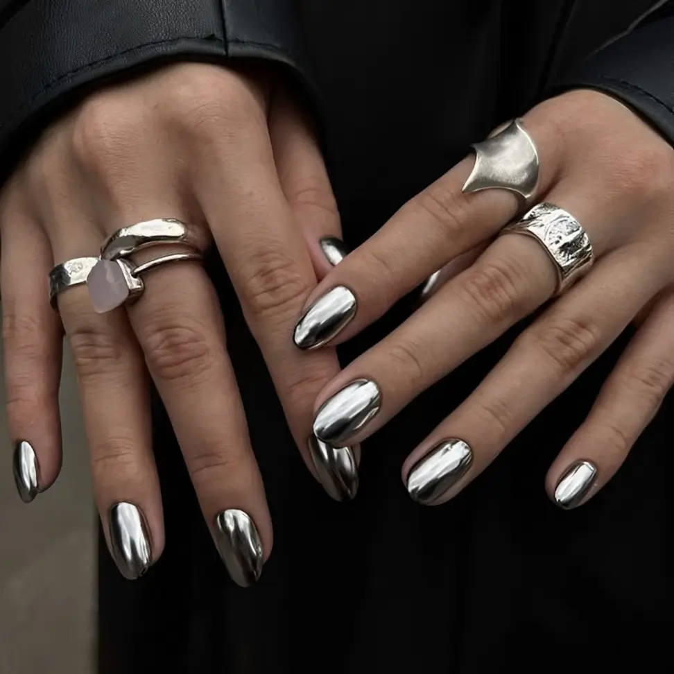 how to apply silver chrome nails