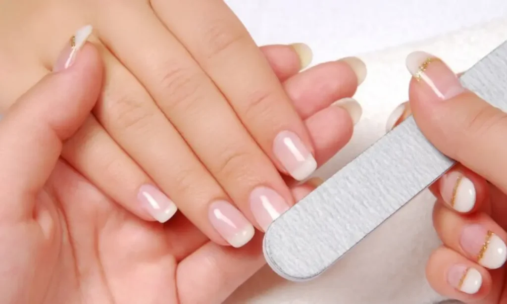 How to maintain nail hygiene